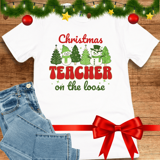 Christmas Teacher on the Loose Teacher Shirt - teachngear